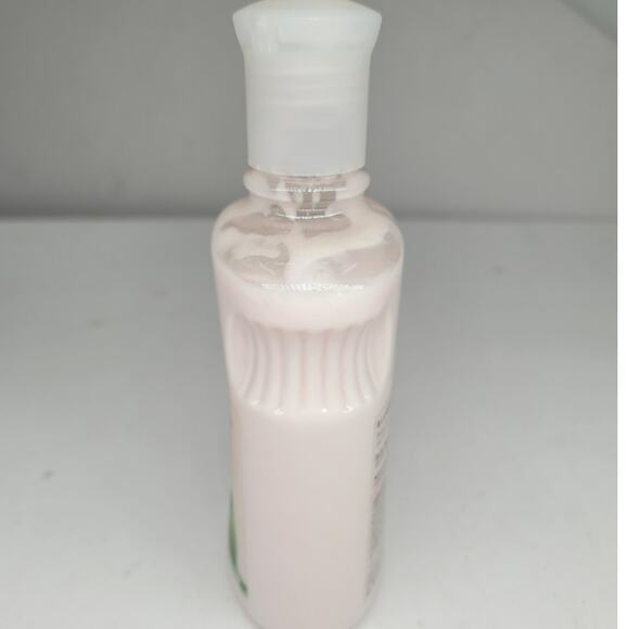 Bath and Body Works Pleasures Night-Blooming Jasmine Body Lotion - Picture 3 of 9